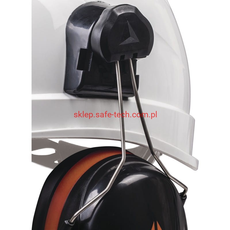 Magny Helmet 2 (metalowe ramiona).JPG